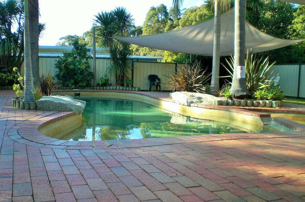 Mallacoota'S Shady Gully Caravan Park Exteriör bild