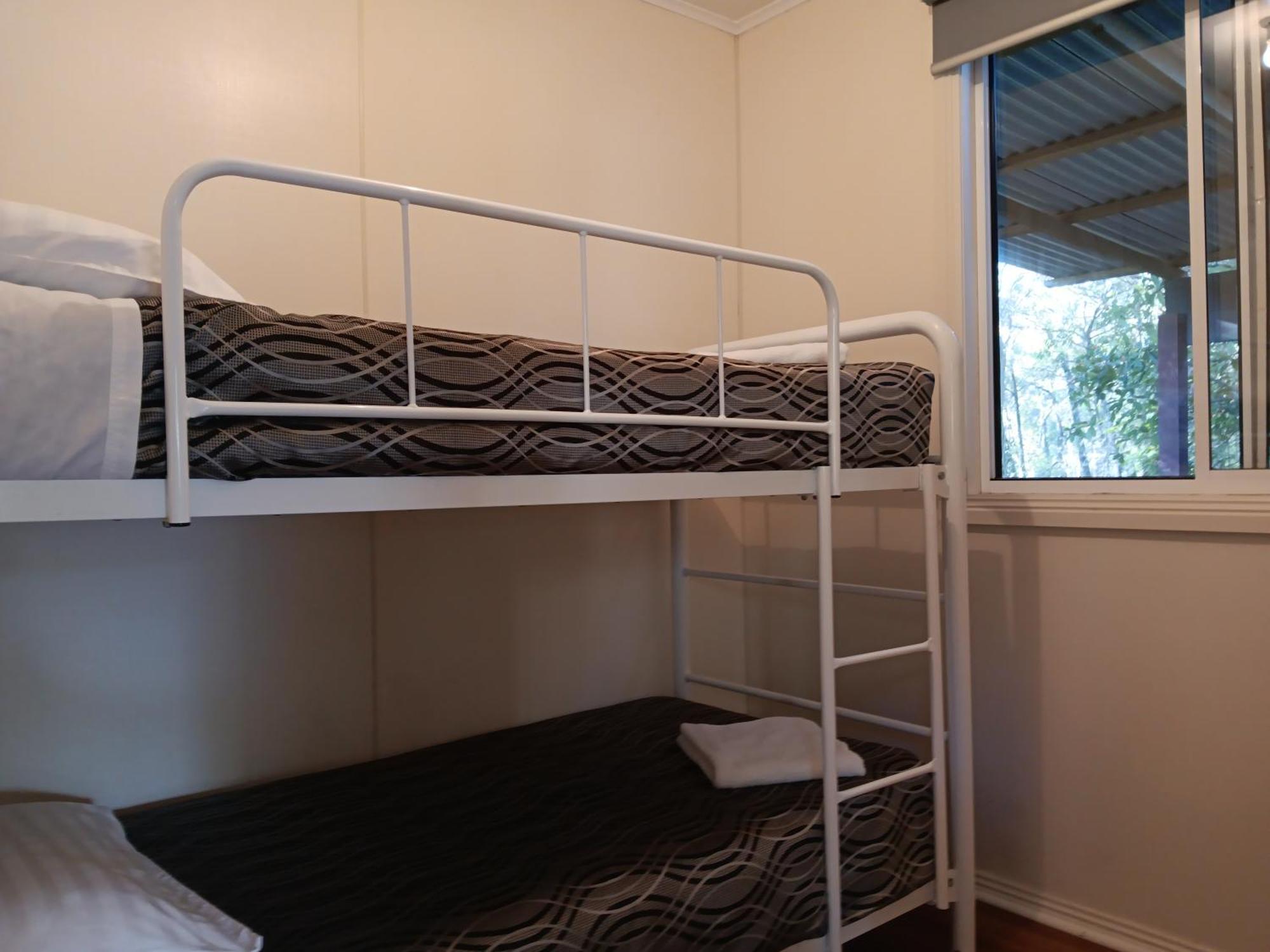 Mallacoota'S Shady Gully Caravan Park Exteriör bild