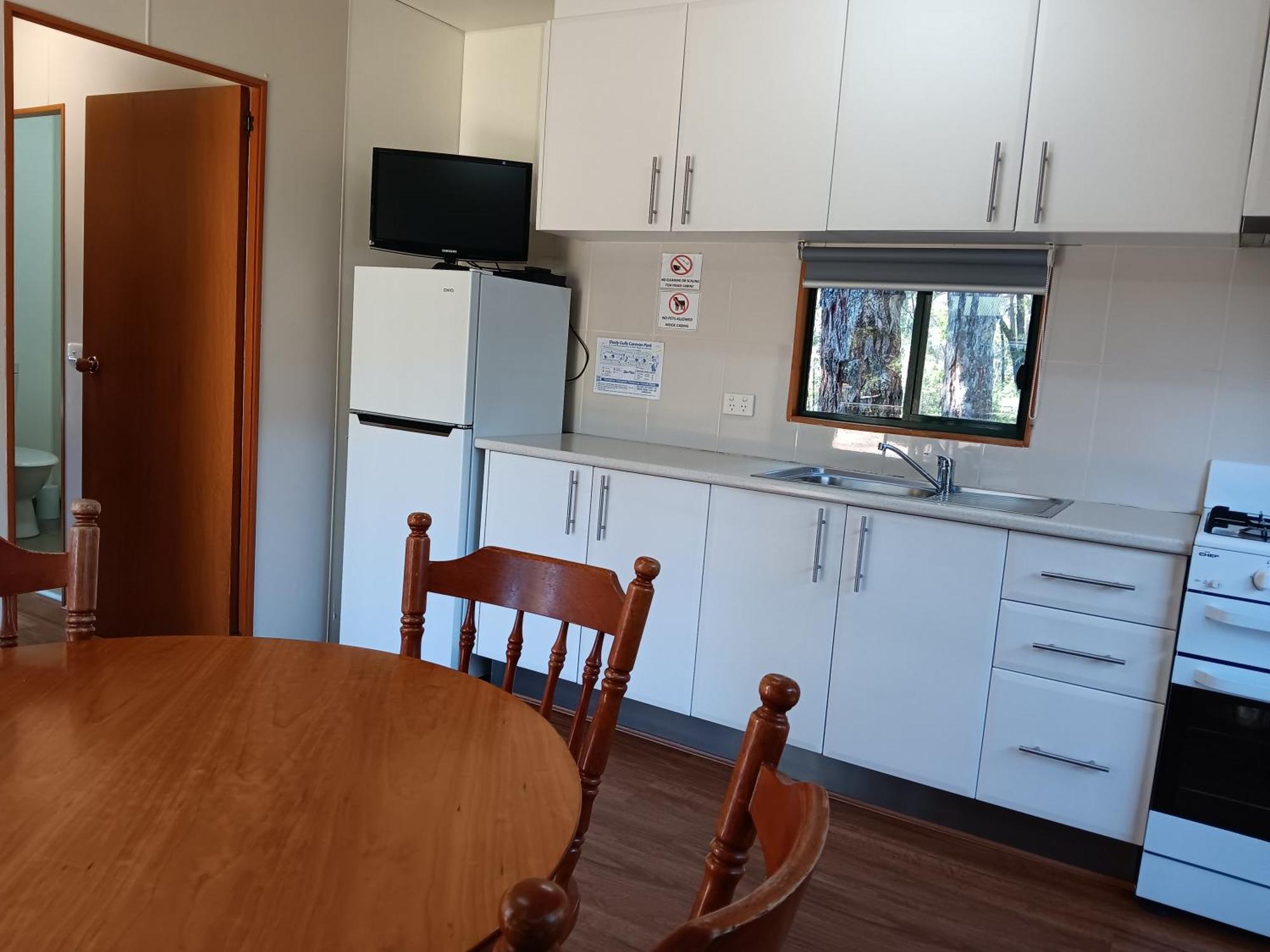 Mallacoota'S Shady Gully Caravan Park Exteriör bild