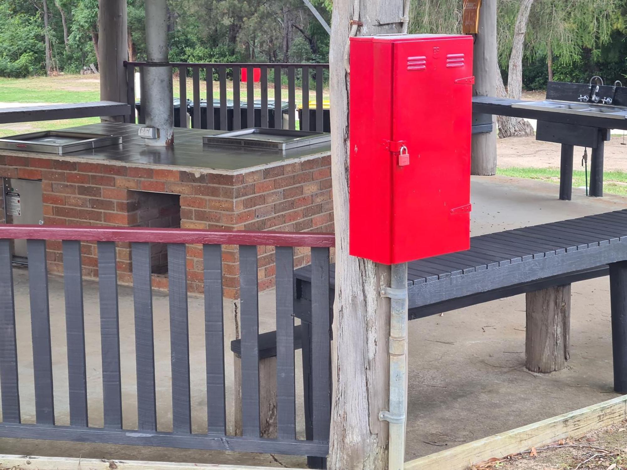 Mallacoota'S Shady Gully Caravan Park Exteriör bild