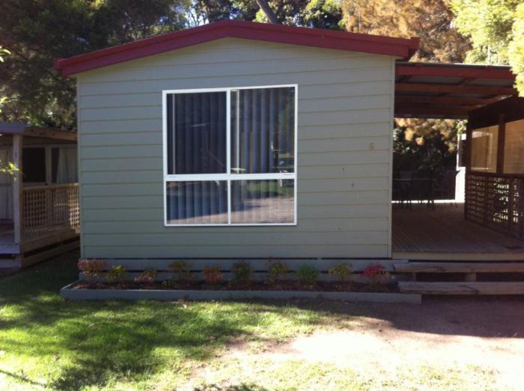 Mallacoota'S Shady Gully Caravan Park Exteriör bild
