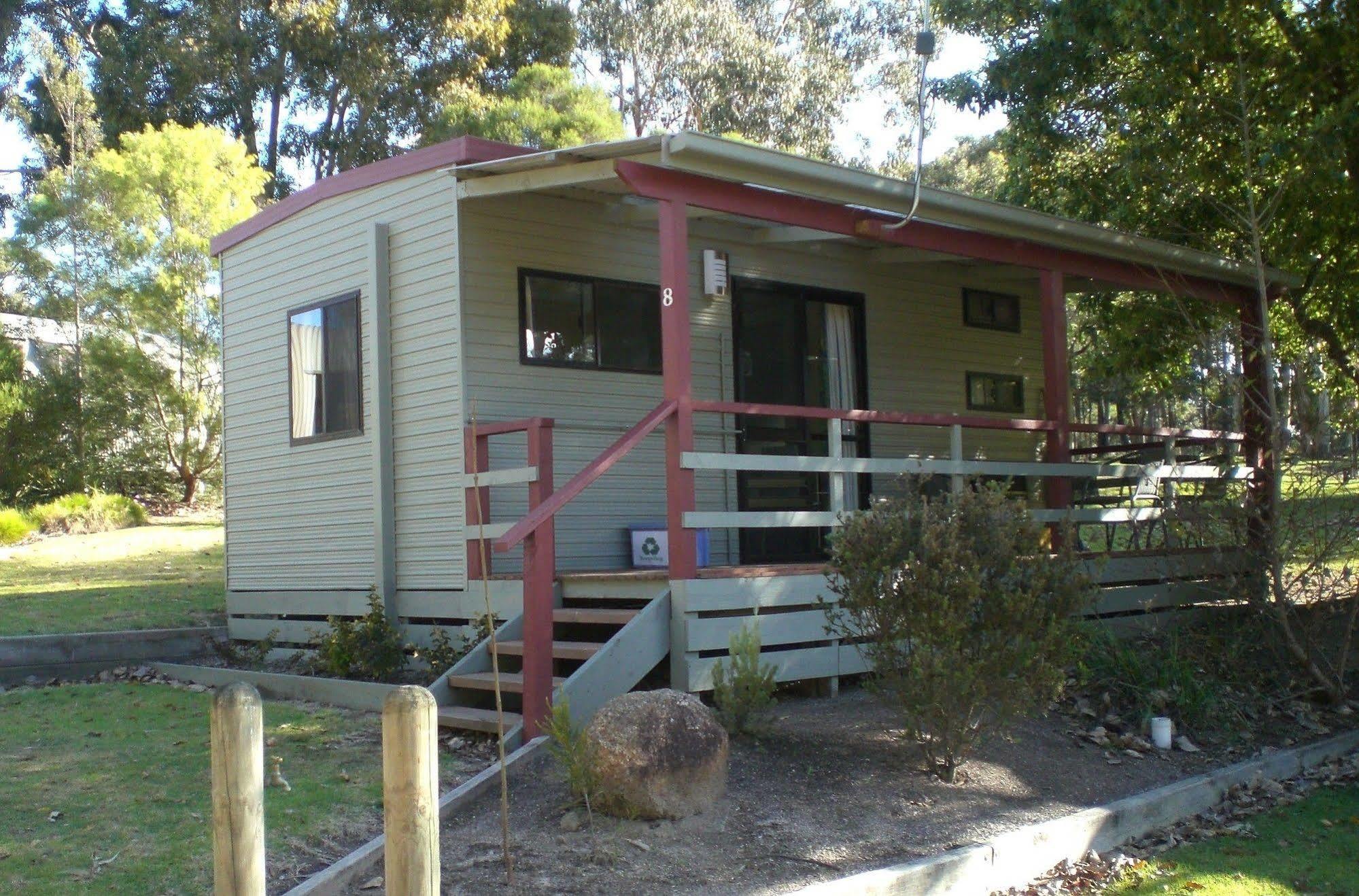 Mallacoota'S Shady Gully Caravan Park Exteriör bild